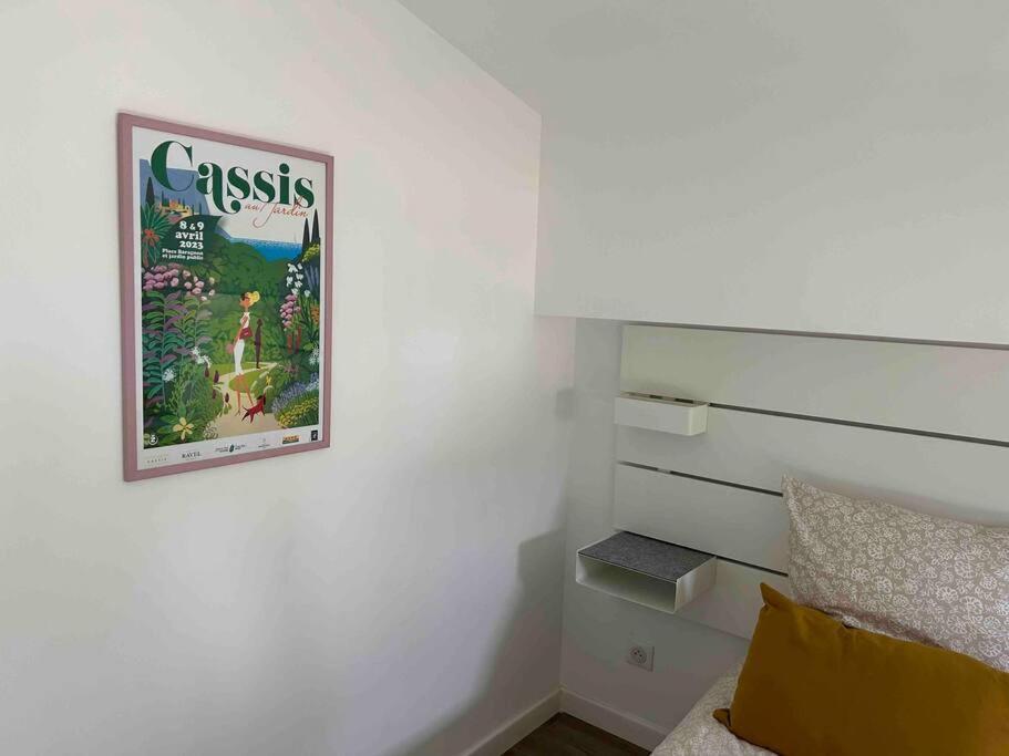 Duplex Au Coeur Du Village De Каси Екстериор снимка
